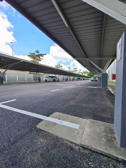 Jk Cozyhome 02 8pax 100mbps 2carparks Kuching